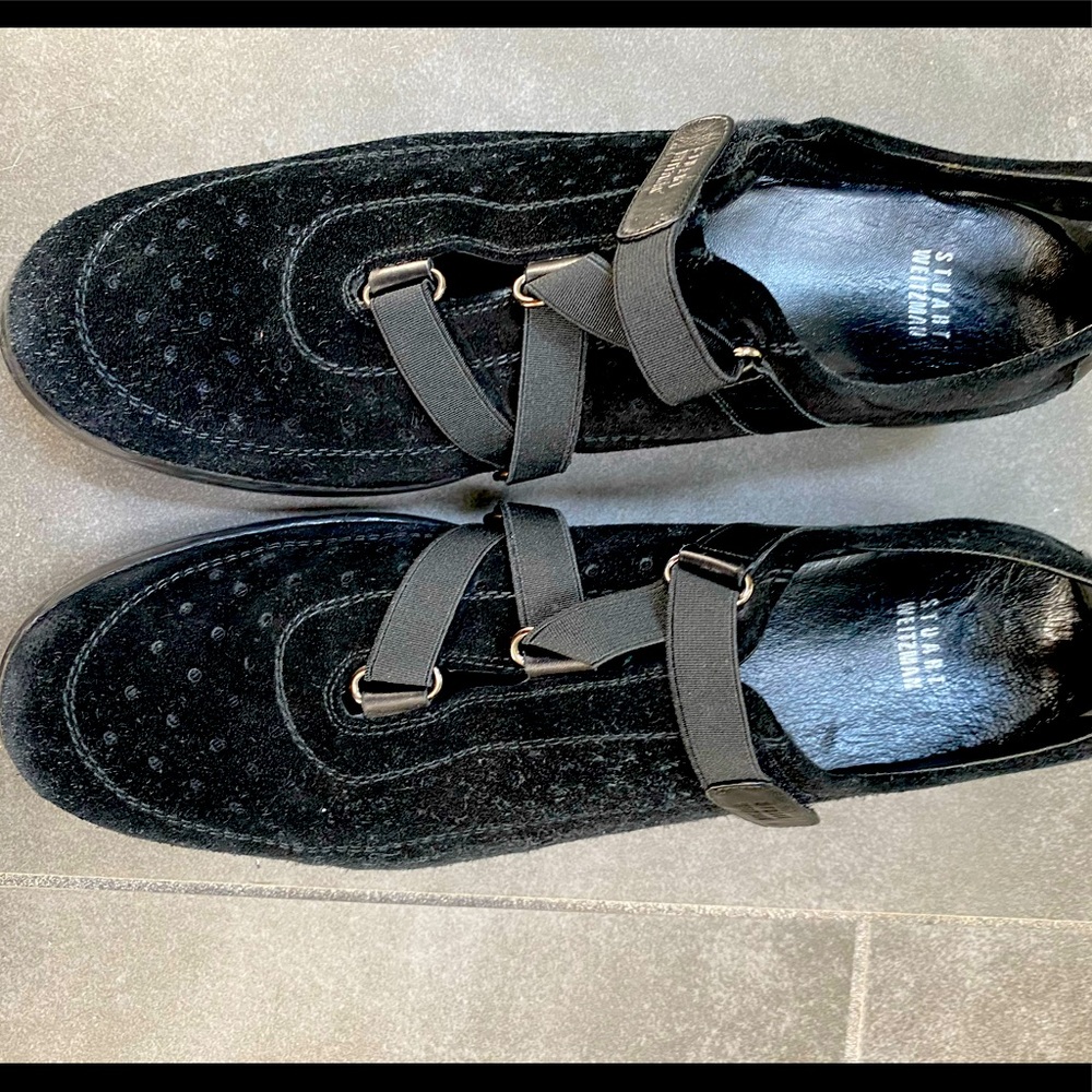 Stuart Weitzman suede low top sneaker